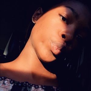 Meet your Posher, Breanna